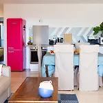 Appartement A3 - Staywiz Us -2 Bdr Sea View 10 Min - Parking, Pool & Terrace Antibes