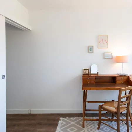 A3 - 2 Bdr Sea View 10 Min - Parking, Pool & Terrace Apartment Antibes