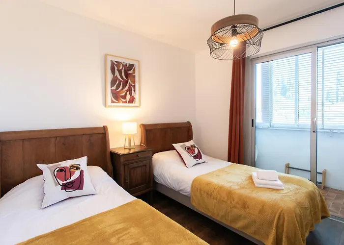 A3 - Staywiz Us -2 Bdr Sea View 10 Min - Parking, Pool & Terrace * Antibes