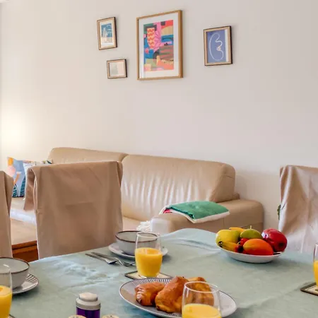 A3 Staywizus -2 Bdr Sea View 10 Min - Parking, Pool & Terrace